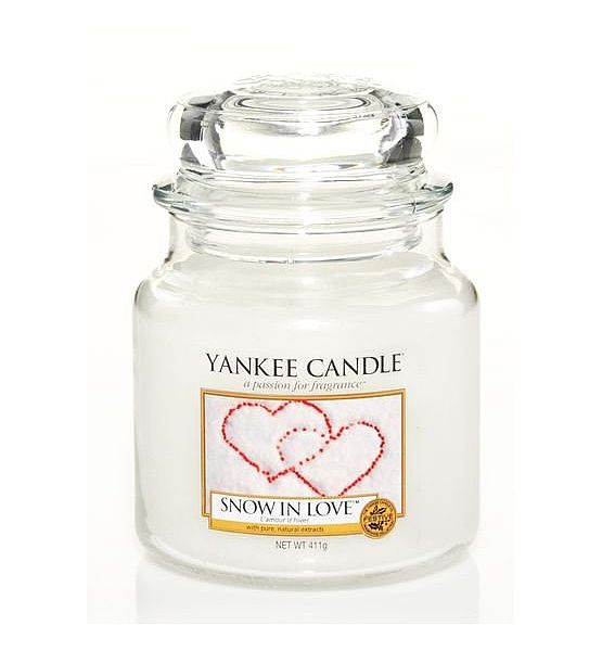 Vonná svíčka Yankee Candle Snow In Love classic střední 411g/90hod