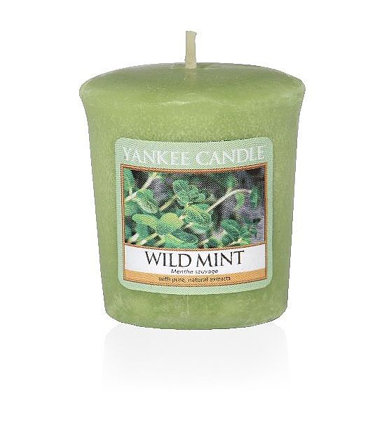Vonná votivní svíčka Yankee Candle Wild Mint 49g/15hod