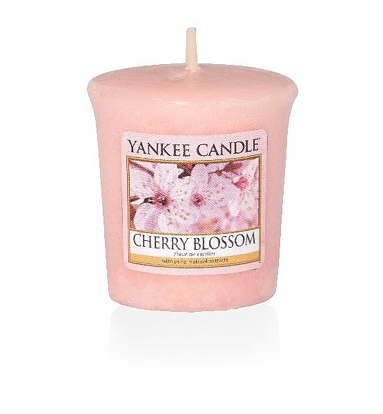 Vonná votivní svíčka Yankee Candle Cherry Blossom 49g/15hod