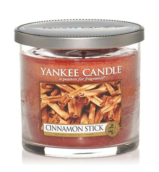 Vonná svíčka Yankee Candle Cinnamon Stick decor malý 198g/35hod