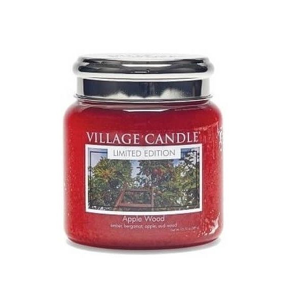 Vonná svíčka Village Candle, Jabloňové dřevo - Apple Wood, 390g/105 hodin