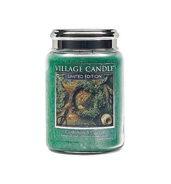 Village Candle Vonná svíčka ve skle, Kardamom a cypřiš - Cardamom Cypress, 602g/170 hodin