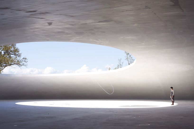 Nadpozemská kapka vody Teshima Art Museum