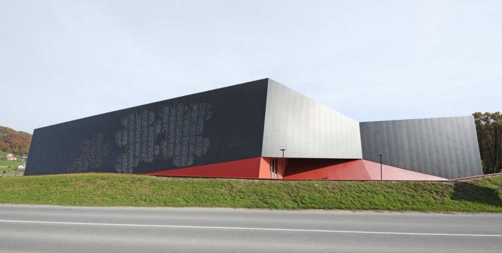 Nová sportovní hala ve slovinském městě Podčetrtek