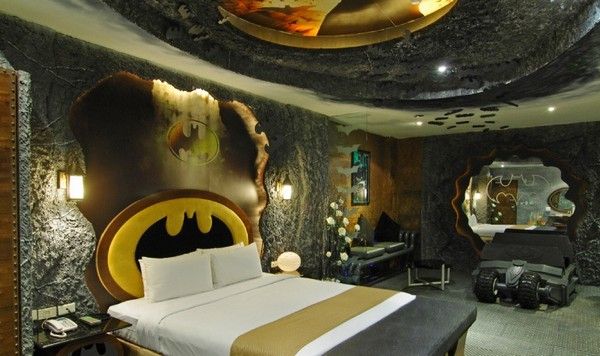 Motelový pokoj ve stylu Batmana