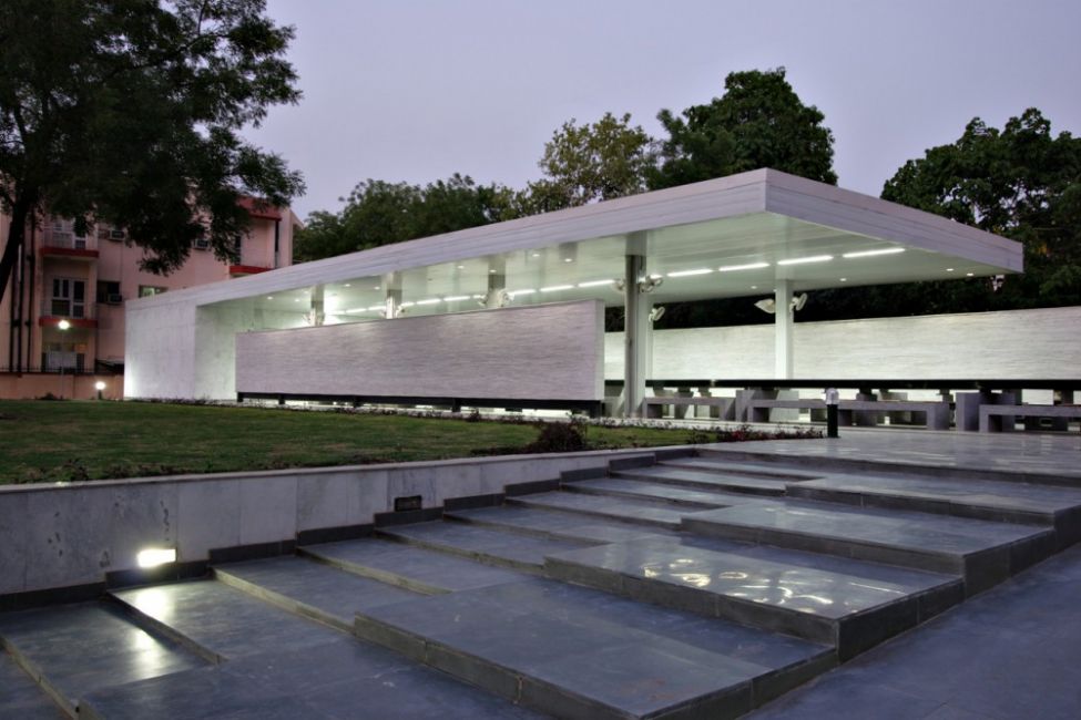 Moderní tvář kavárny v kampusu indické university