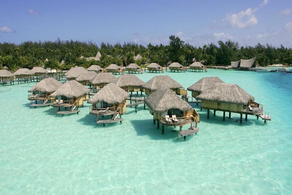 Ubytování na moři v luxusním hotelu Bora Bora Pearl Beach Resort & Spa