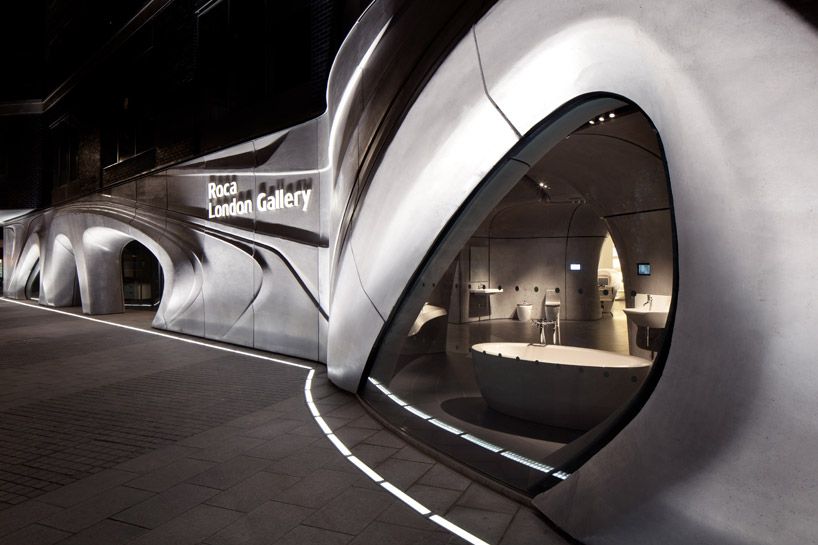 Galerie Roca vlní svými boky v Londýně od Zaha Hadid Architects