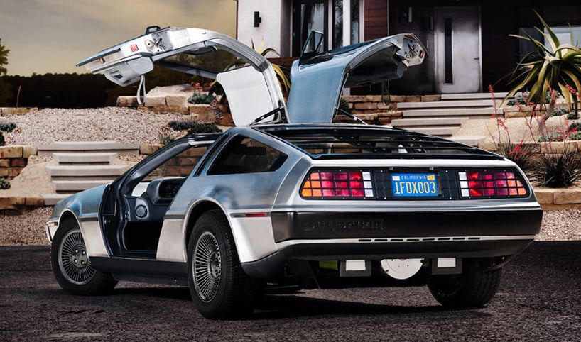 Auto z budoucnosti vyjede z garáží DeLoreanu