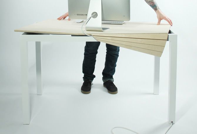 Elegantní a chytrý počítačový stůl