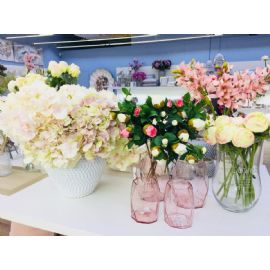 Umělá květina Sia Home Fashion Kamélie poupě 56cm