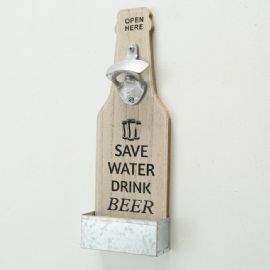 Dřevěný otvírák na láhve od piva, výška 30 cm, délka 10 cm, šířka 4 cm