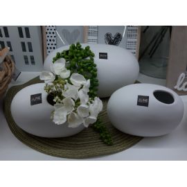 Keramická váza oválná malá výška 11cm, délka 16cm, matná bílá